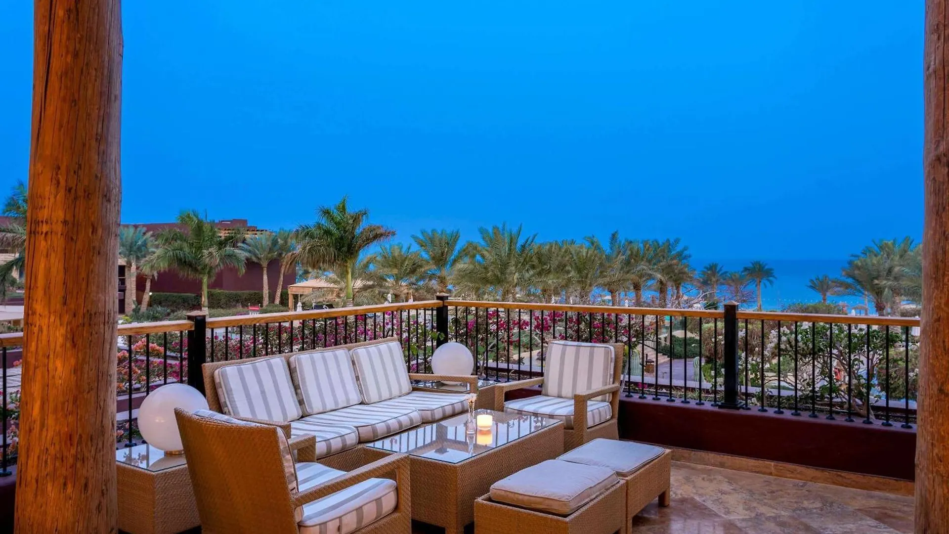 Moevenpick Resort & Spa Tala Bay Акаба